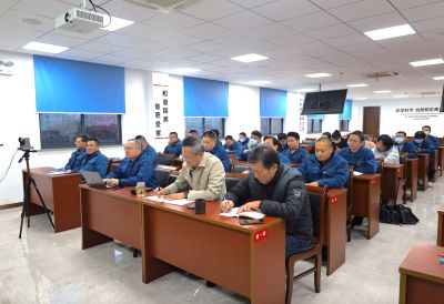 企业党务工作者的职责和使命——第十七期k8凯发天生赢家大讲堂开讲