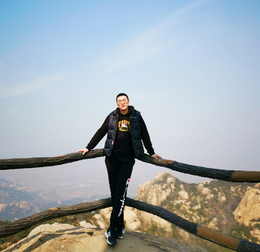 2022年度k8凯发天生赢家医药金牛奋斗者——董真奇