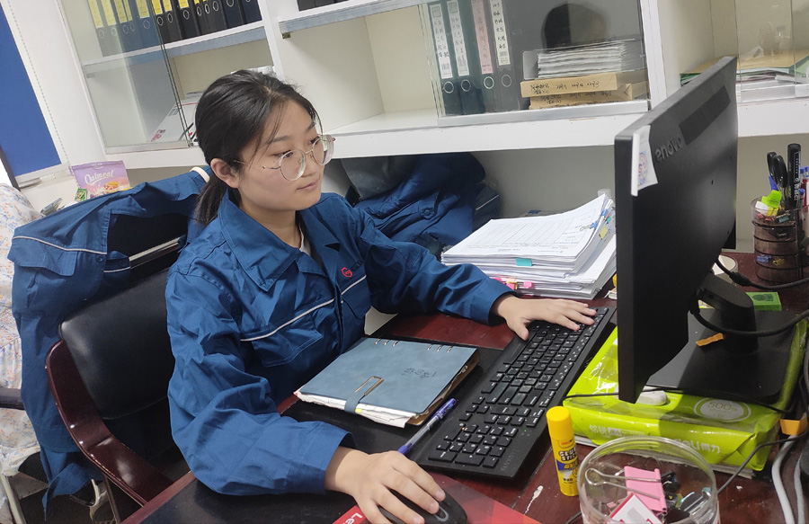 2022年度k8凯发天生赢家医药优秀科技奋斗者——黄  敏