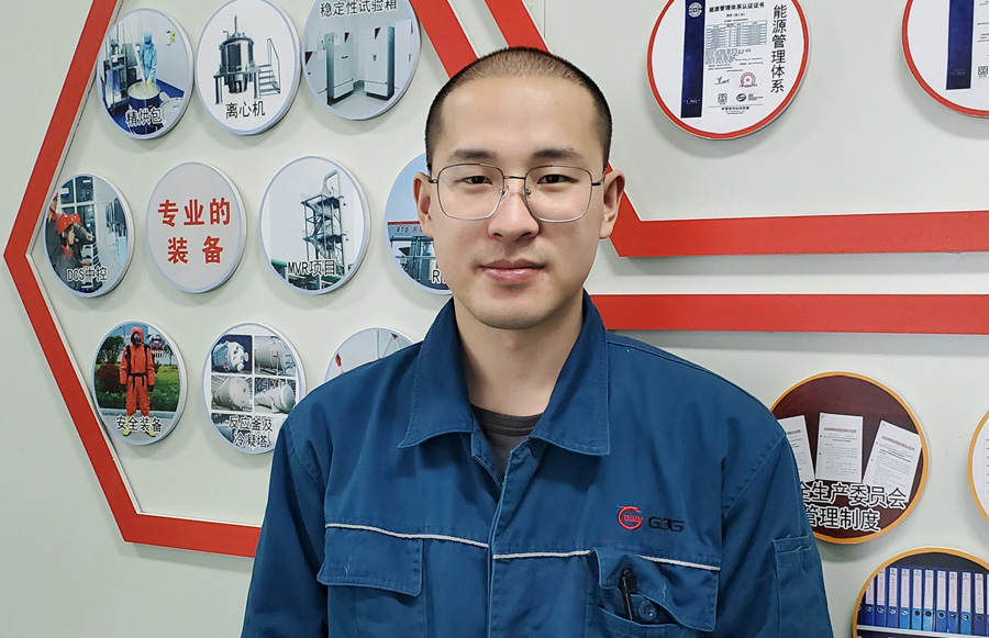 2022年度k8凯发天生赢家医药优秀科技奋斗者——肖  兵