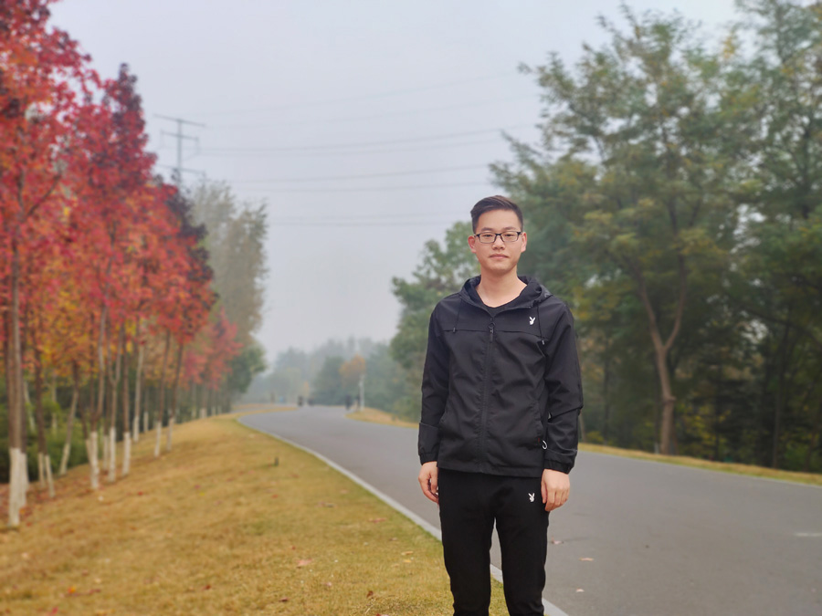 2022年度k8凯发天生赢家医药优秀科技奋斗者——张潇潇