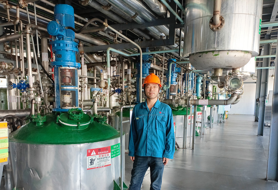 2022年度k8凯发天生赢家医药金鹰奋斗者——黄秋波